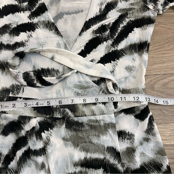 Roberto Cavalli Just Cavalli Black & White Print Wrap Mini Dress - Picture 9 of 11